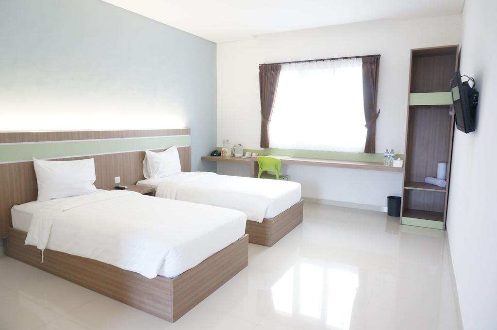 סוראבאיה Rumah Cassa Guest House חדר תמונה