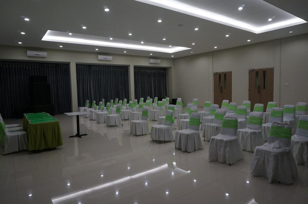 סוראבאיה Rumah Cassa Guest House מראה חיצוני תמונה