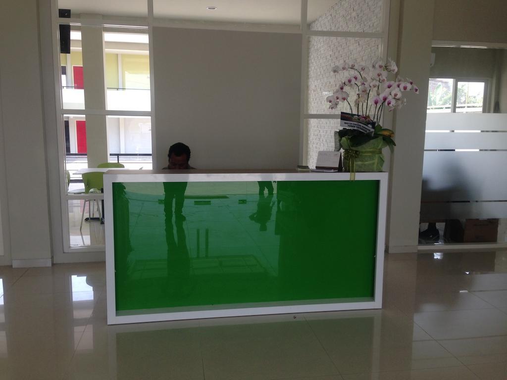 סוראבאיה Rumah Cassa Guest House מראה חיצוני תמונה