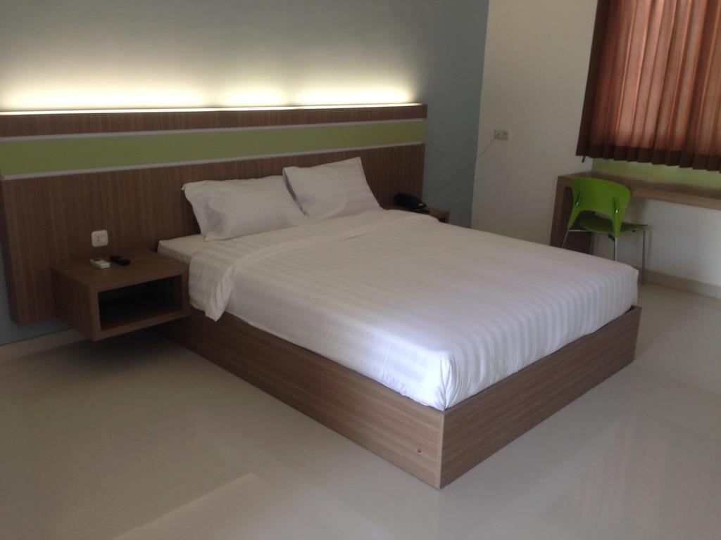 סוראבאיה Rumah Cassa Guest House חדר תמונה